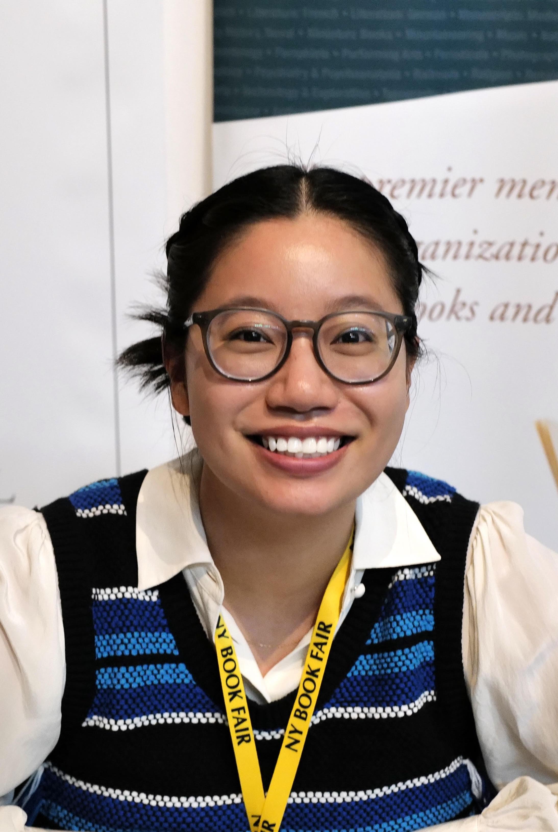 Xin Yi